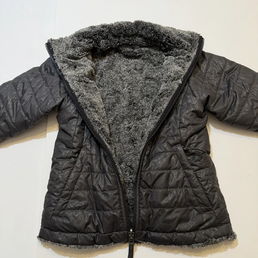 North Face Jacket Girls Size 7/8 Black Grey Polyester Faux‎ fur Coat reversible